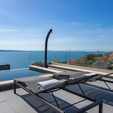 Grey With 4 Bedrooms, Heated Pool, Sauna, Media Room, Sea Views *