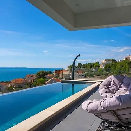 Grey With 4 Bedrooms, Heated Pool, Sauna, Media Room, Sea Views